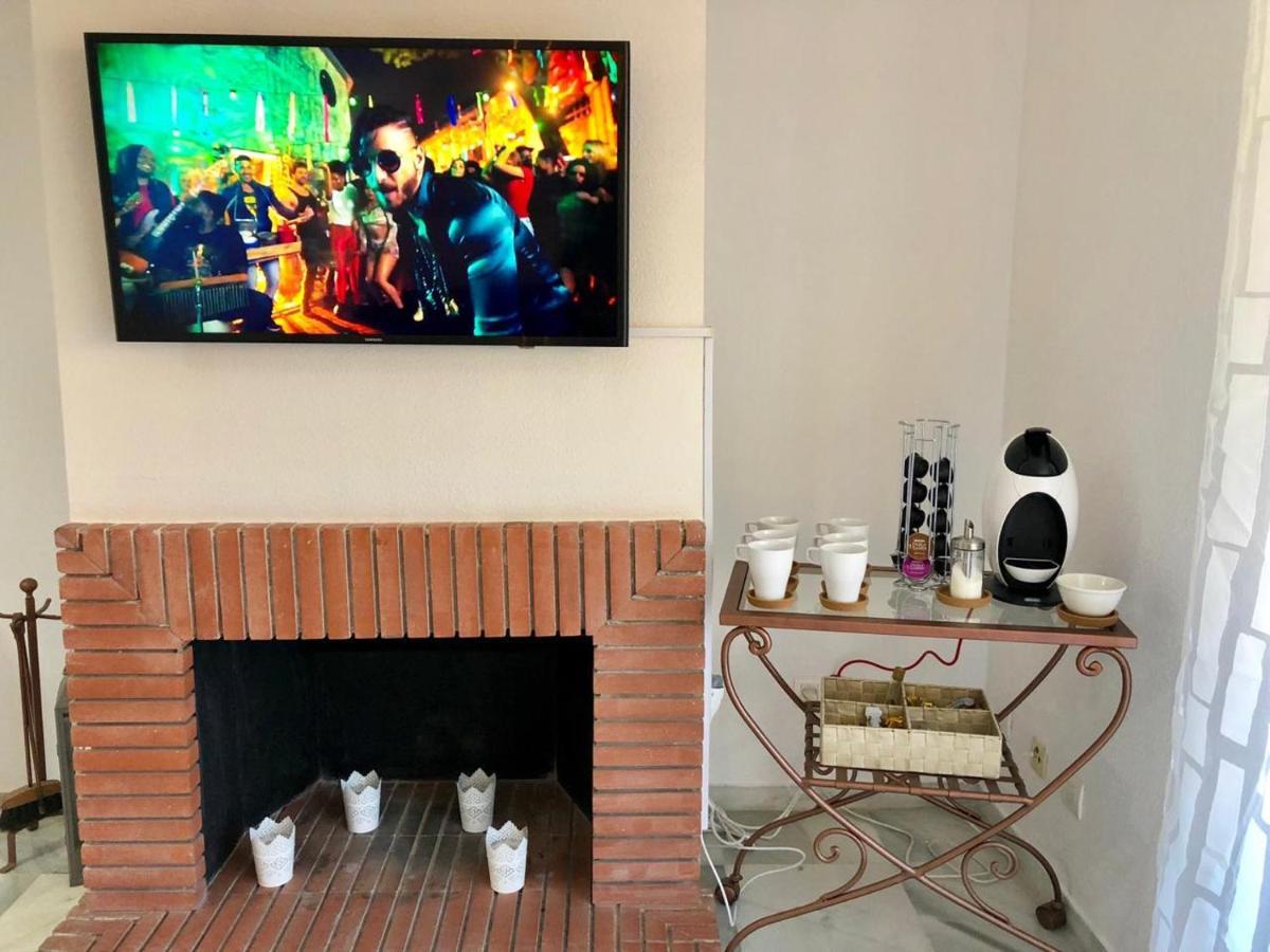 Amazing Apartment For Families Up To 6 Persons Benalmádena Extérieur photo